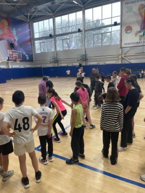 В физкультурнооздоровительном комплексе Ессентуков прошёл фестиваль ВФСК «Готов к труду и обороне» - в нём приняли участие более 100 школьников