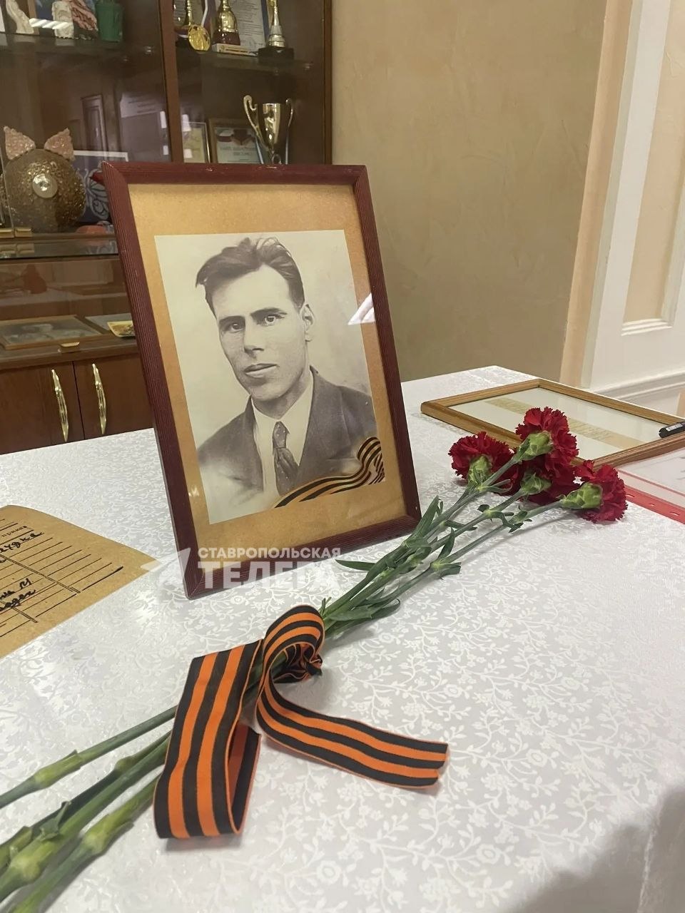 Солдатский медальон получили родственники героя ВОВ, захороненного в Ессентуках Солдатский медальон получили родственники героя ВОВ, захороненного в Ессентуках