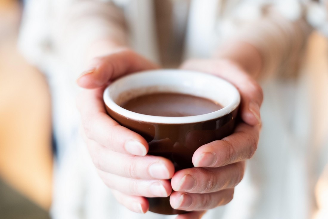 Какао: недорогой напиток, который поддержит ваше сердце и мозг после 60