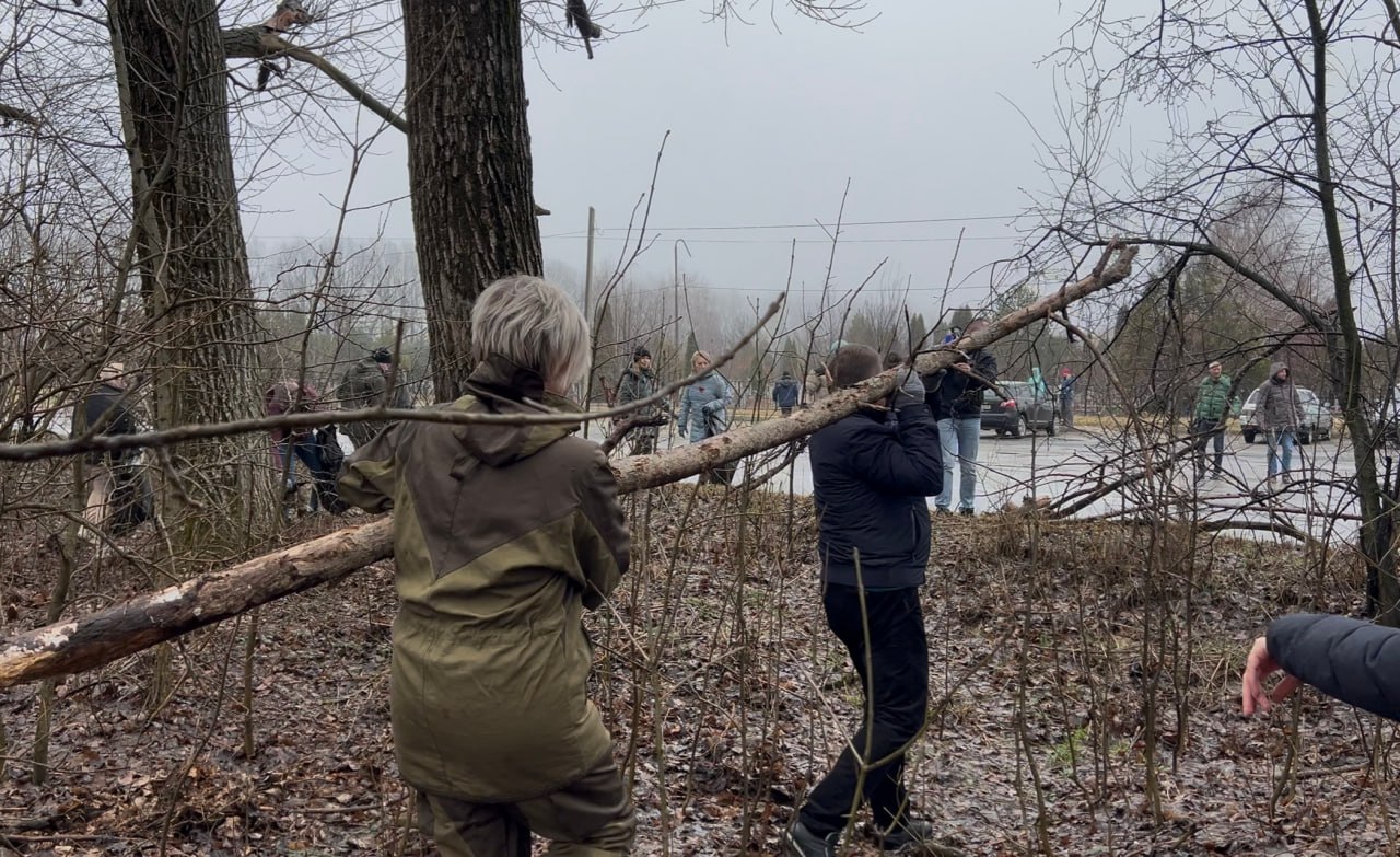 В Ставрополе прошел большой общегородской субботник В Ставрополе прошел большой общегородской субботник