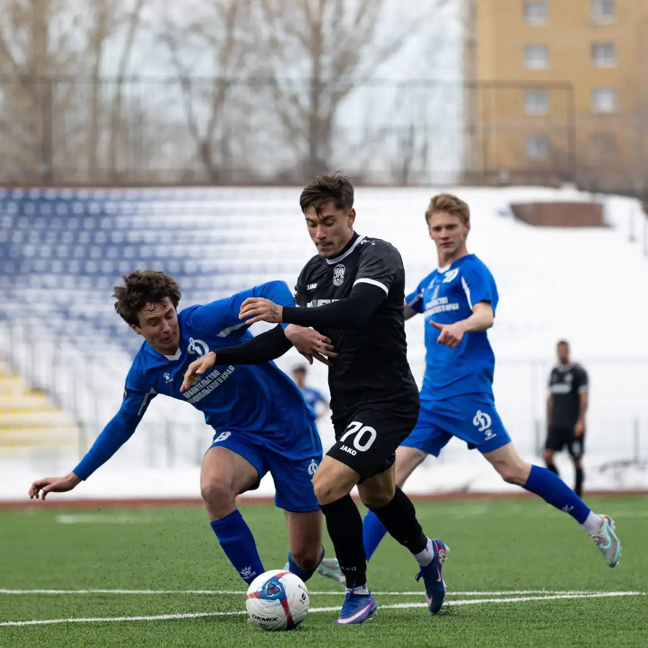 Первый гол «Динамо». В четвертом туре первенства России в «серебряной» группе дивизиона «А» второй лиги ставропольские динамовцы в Сибири мерились силами с представителями «Тюмени»