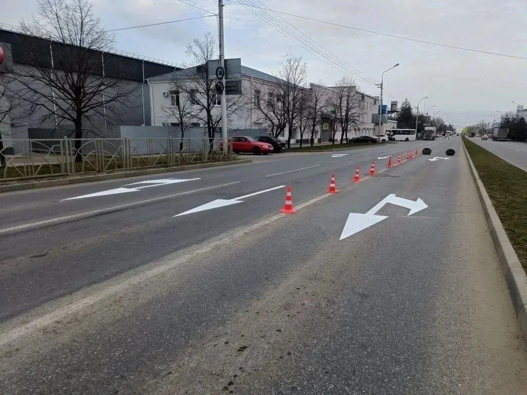 В Ставрополе обновляют дорожную разметку В Ставрополе обновляют дорожную разметку