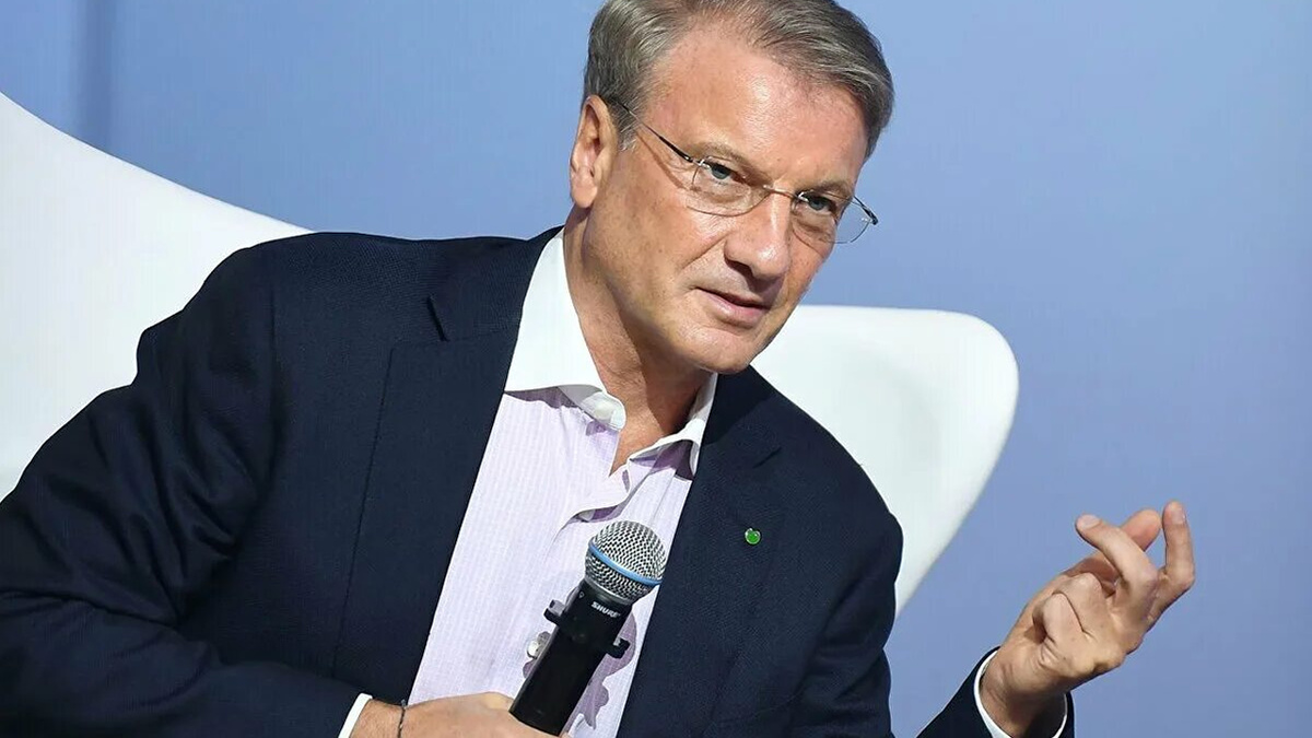 Банки пересматривают правила обналичивания: чего ожидать клиентам с марта