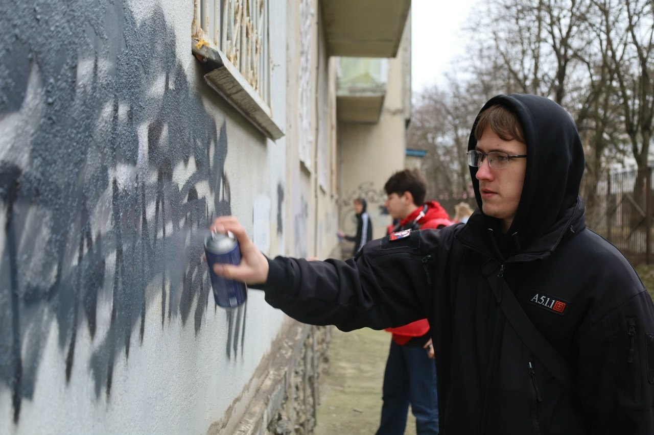 В Ставрополе провели акцию «Чистый город» против рекламы наркотических ресурсов В Ставрополе провели акцию «Чистый город» против рекламы наркотических ресурсов