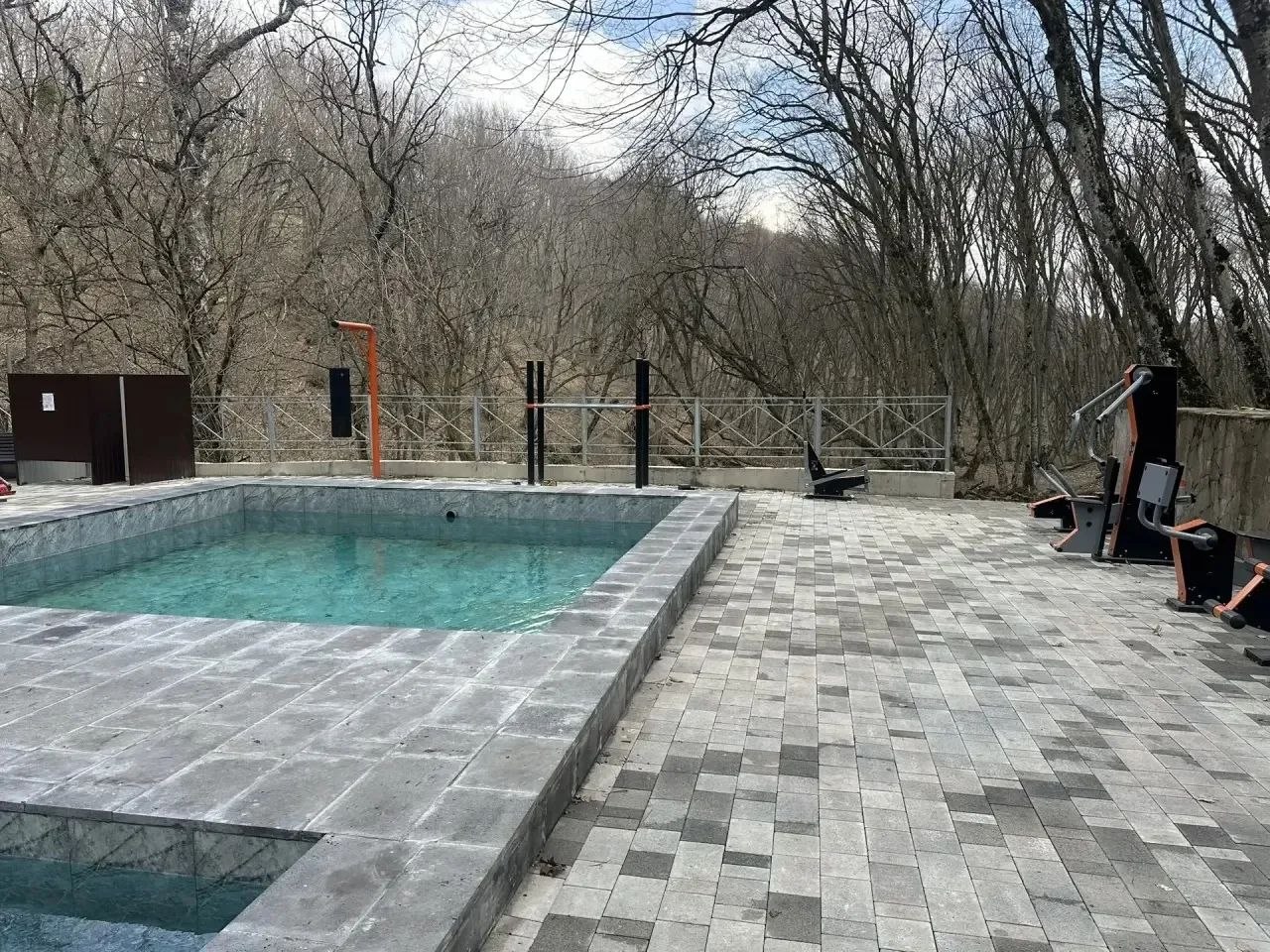 Иван Ульянченко: Завершен ремонт территории Михайловских родников в Таманском лесу Ставрополя