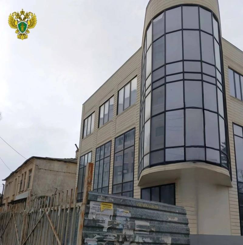 Самострой в центре Ставрополя снесут по требованию прокуратуры
