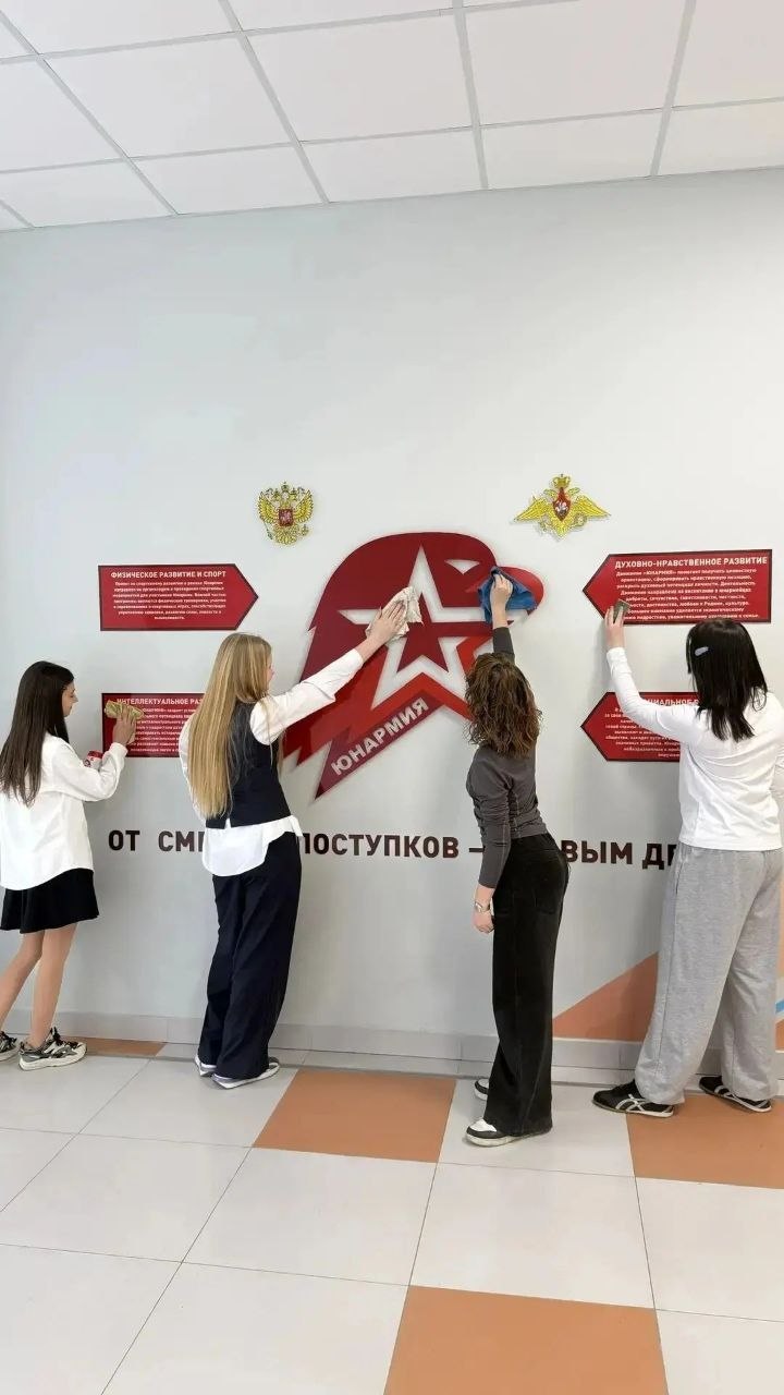 Свои первые деньги школьники Ставрополя могут заработать в ремонтных бригадах Свои первые деньги школьники Ставрополя могут заработать в ремонтных бригадах