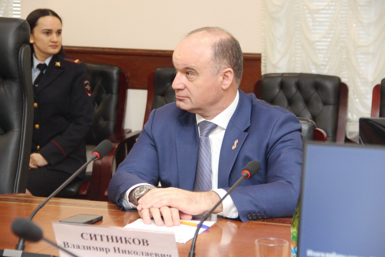 В Ставрополе подвели итоги трехлетней работы Общественного совета при краевом Главке В Ставрополе подвели итоги трехлетней работы Общественного совета при краевом Главке