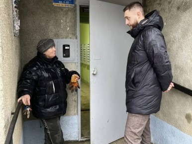 Работа с населением: личные приемы граждан и отработка обращений