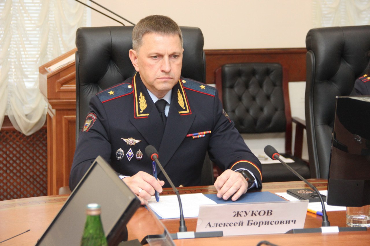 В Ставрополе подвели итоги трехлетней работы Общественного совета при краевом Главке В Ставрополе подвели итоги трехлетней работы Общественного совета при краевом Главке