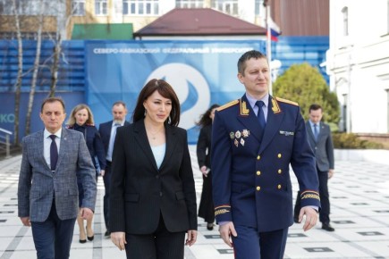 В Ставропольском крае состоялась встреча руководителя регионального следственного управления с профессорским составом и студентами СевероКавказского федерального университета