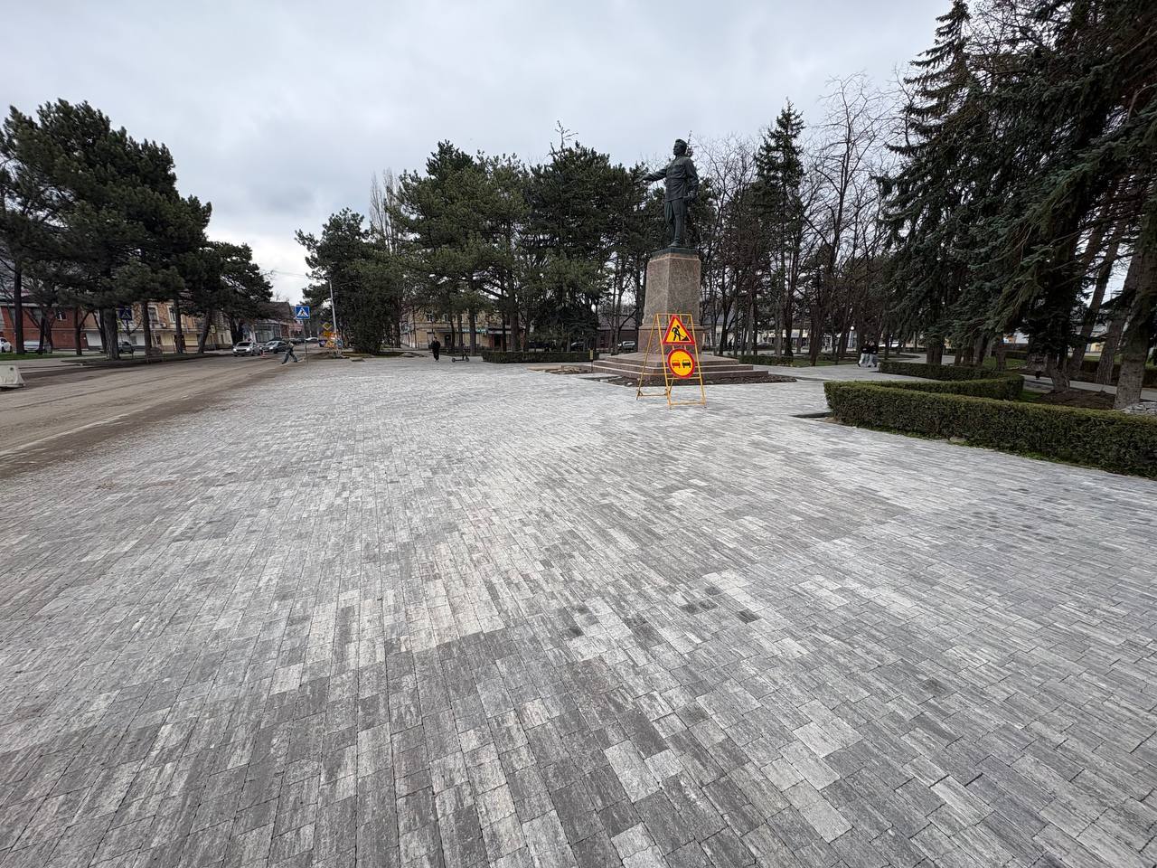 Дмитрий Ворошилов: В рамках национального проекта «Инфраструктура для жизни» идут работы по капитальному ремонту улиц Октябрьской, Козлова и Пастухова Дмитрий Ворошилов: В рамках национального проекта «Инфраструктура для жизни» идут работы по капитальному ремонту улиц Октябрьской, Козлова и Пастухова