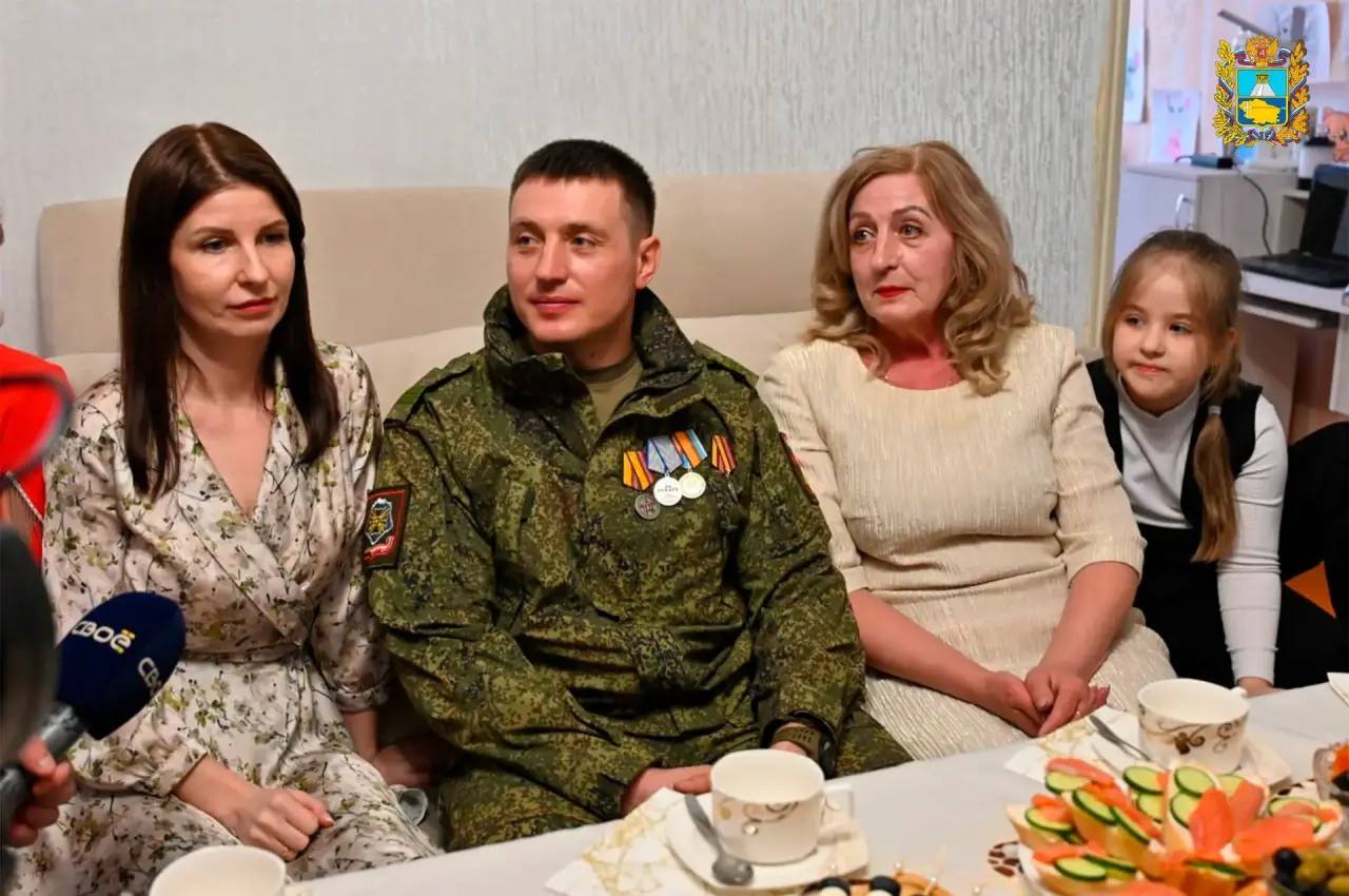 Патриотическая акция «Герой с нашего двора» стартовала в Изобильненском округе Патриотическая акция «Герой с нашего двора» стартовала в Изобильненском округе