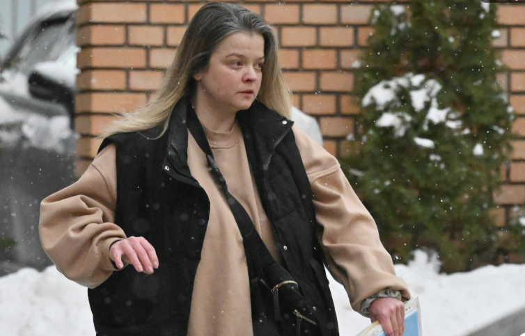 Откровения о жизни дочери Ларисы Долиной: внутренние конфликты и зависимость