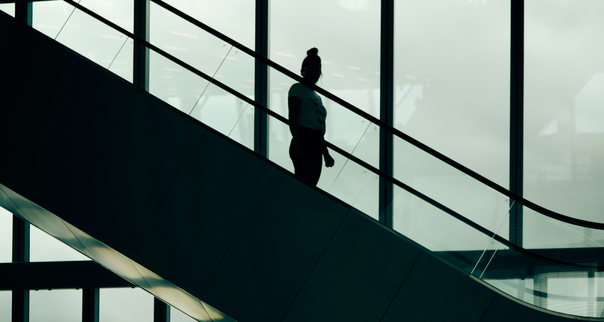 Давление на увольнение: как защитить свои права и избежать последствий