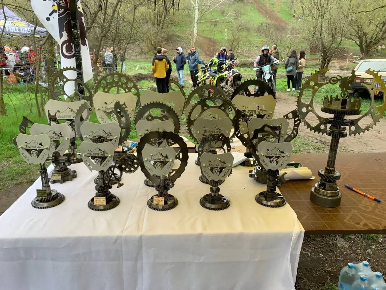 Гонки в Николиной балке. В селе Николина Балка состоялись краевые соревнования по мотоциклетному спорту в дисциплине «Кросс - кантри» Гонки в Николиной балке. В селе Николина Балка состоялись краевые соревнования по мотоциклетному спорту в дисциплине «Кросс - кантри»