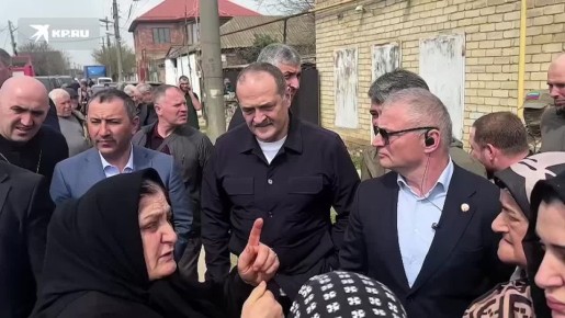 Почти 1,4 тыс. домов и 90 участков дорог все еще затоплены после ливней в Дагестане