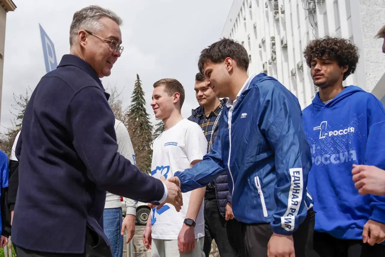 Владимир Владимиров: Сегодня из Пятигорска отправили в Дагестан гуманитарный груз для помощи пострадавшим от наводнения Владимир Владимиров: Сегодня из Пятигорска отправили в Дагестан гуманитарный груз для помощи пострадавшим от наводнения