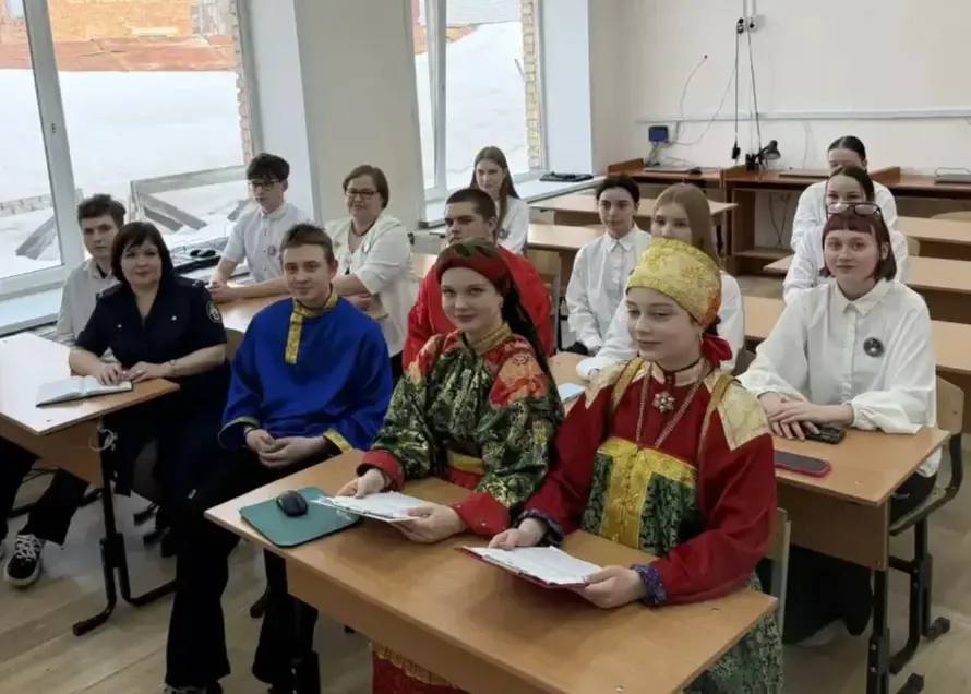 В Ставропольском крае в рамках Образовательного проекта Следственного комитета «Патриоты Отечества» состоялся телемост, посвященный Году единства народов России В Ставропольском крае в рамках Образовательного проекта Следственного комитета «Патриоты Отечества» состоялся телемост, посвященный Году единства народов России