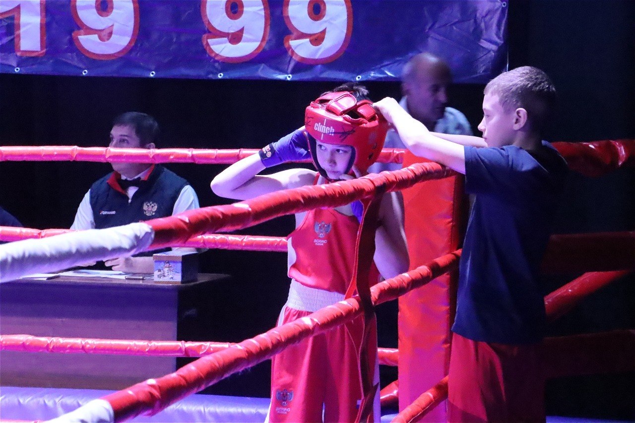 Шахматы + бокс = шахбокс!. В Ессентуках дали старт первому на Ставрополье Всероссийскому турниру «Кубок патриотов» - в память о полном кавалере Георгиевских крестов Джатдае Байрамукове Шахматы + бокс = шахбокс!. В Ессентуках дали старт первому на Ставрополье Всероссийскому турниру «Кубок патриотов» - в память о полном кавалере Георгиевских крестов Джатдае Байрамукове