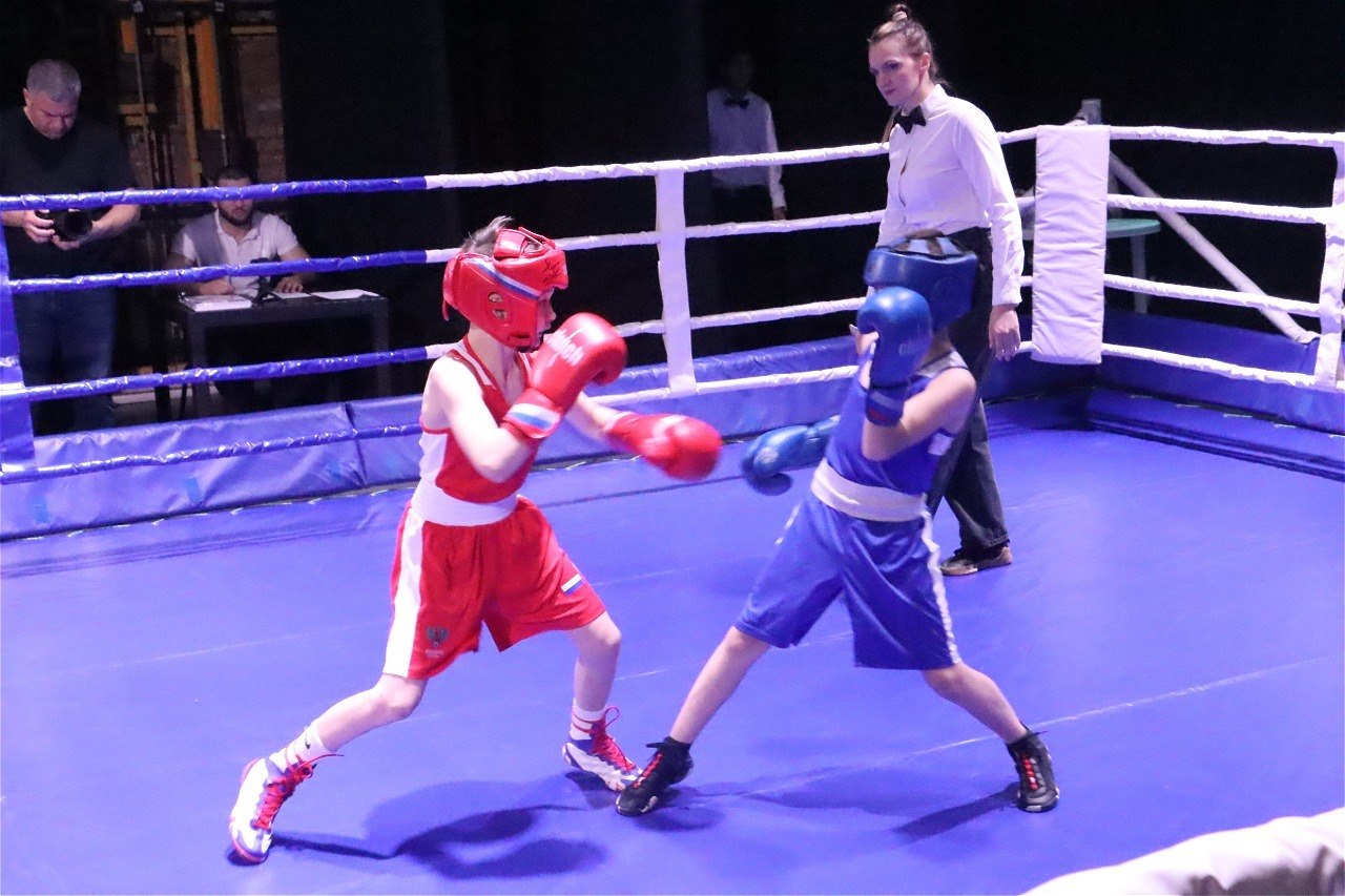 Шахматы + бокс = шахбокс!. В Ессентуках дали старт первому на Ставрополье Всероссийскому турниру «Кубок патриотов» - в память о полном кавалере Георгиевских крестов Джатдае Байрамукове