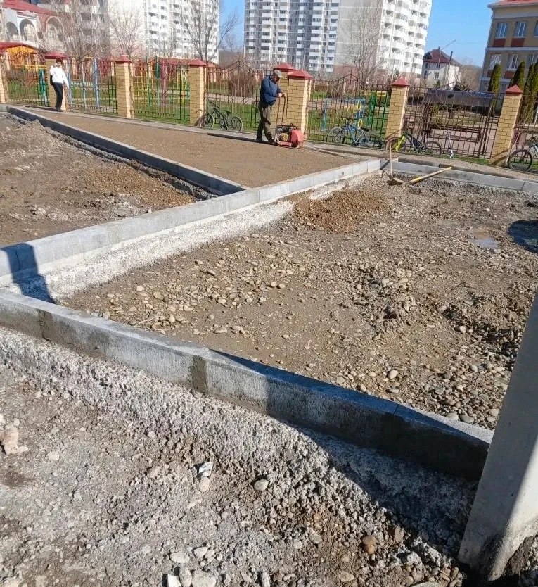 В Ставрополе благоустроят территорию возле нового корпуса школы №39 — в начале года здесь открылся модульный корпус начального образования, где учатся 500 ребят с 1 по 4 класс В Ставрополе благоустроят территорию возле нового корпуса школы №39 — в начале года здесь открылся модульный корпус начального образования, где учатся 500 ребят с 1 по 4 класс