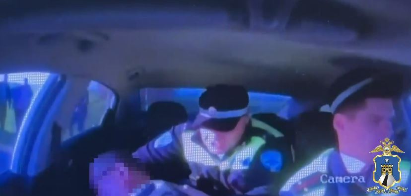 Еще один пример того, как быстрые и своевременные действия автоинспекторов помогают спасти жизнь и здоровье людей – из Ставропольского края