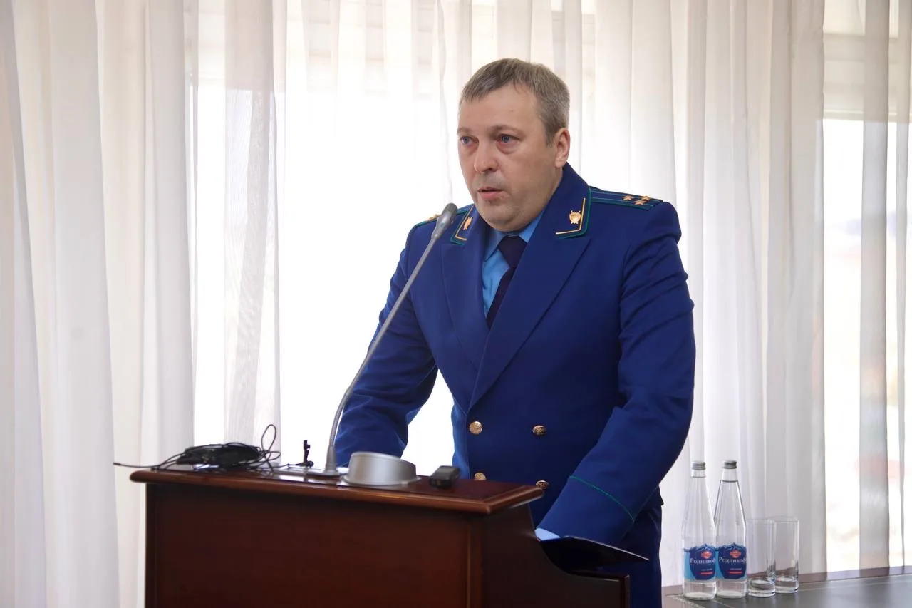 Дмитрий Ворошилов: На заседании думы города Пятигорска заслушали информацию прокурора города Пятигорска Никиты Солдатова о состоянии законности на территории муниципального образования города-курорта Пятигорска в 2025 году