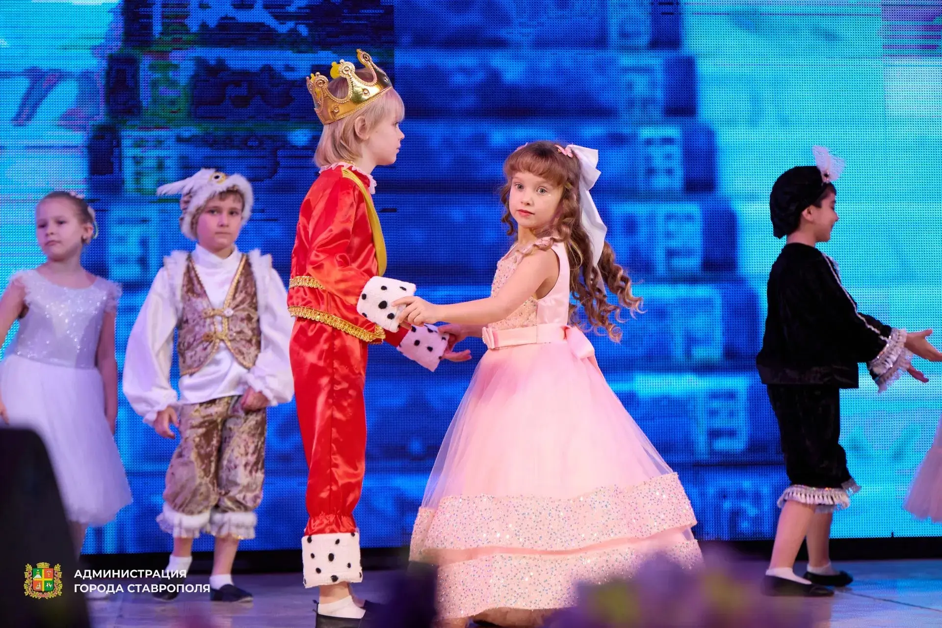 В Ставрополе прошёл XXVII фестиваль творчества детей с ОВЗ — в сказочное путешествие отправились более 300 ребят В Ставрополе прошёл XXVII фестиваль творчества детей с ОВЗ — в сказочное путешествие отправились более 300 ребят