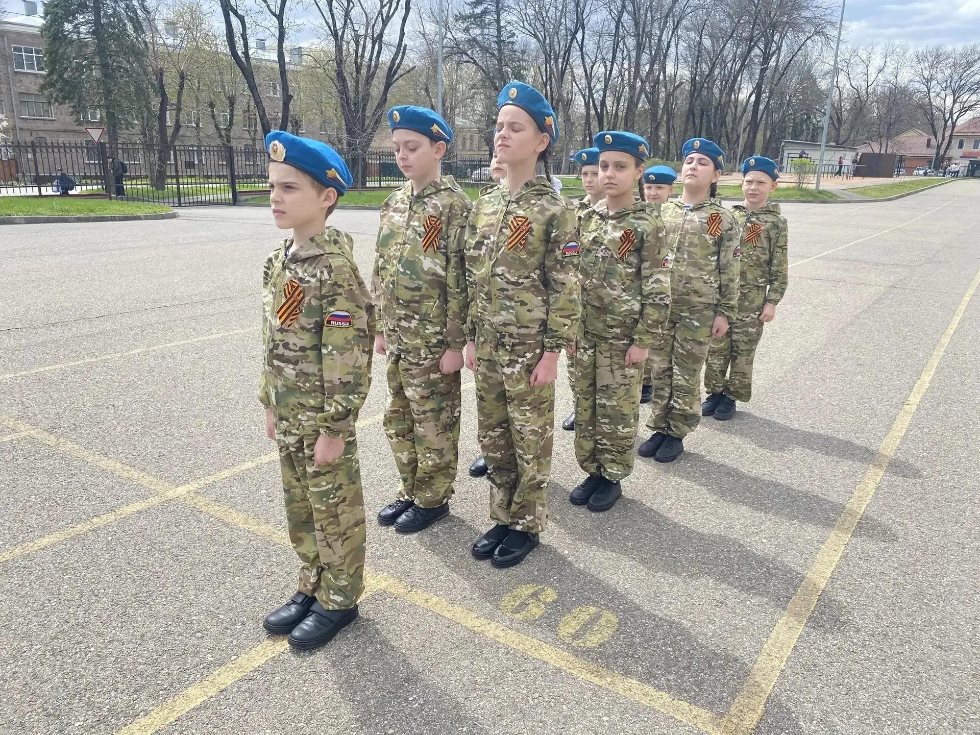 «Зарница 2.0»: младшая группа в действии! «Зарница 2.0»: младшая группа в действии!