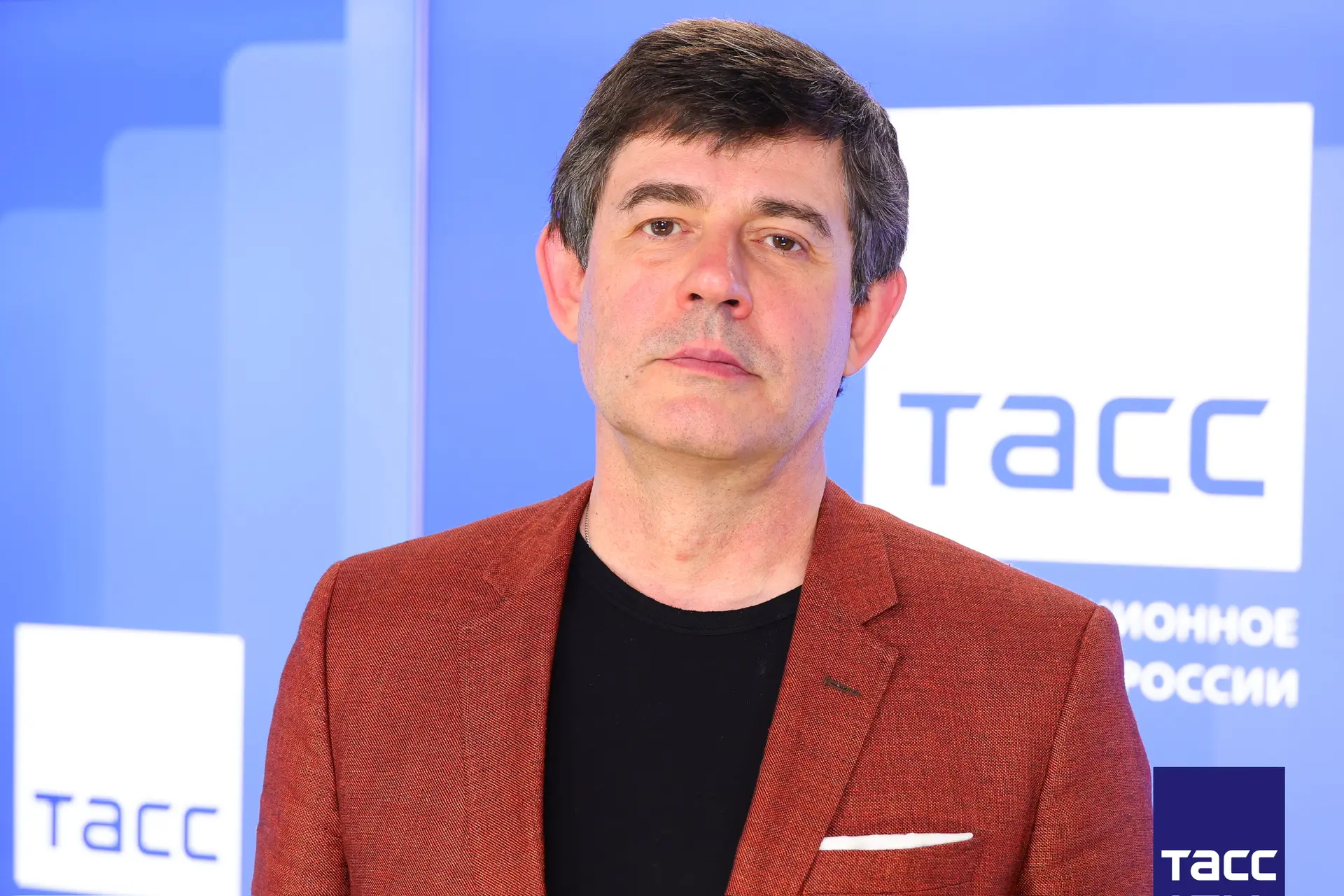 Главное из заявлений, а также фоторепортаж с пресс-конференции в Региональном информационном центре "ТАСС Кавказ", посвященной первым гастролям Центрального академического театра Российской Армии в Пятигорске, которые... Главное из заявлений, а также фоторепортаж с пресс-конференции в Региональном информационном центре "ТАСС Кавказ", посвященной первым гастролям Центрального академического театра Российской Армии в Пятигорске, которые...