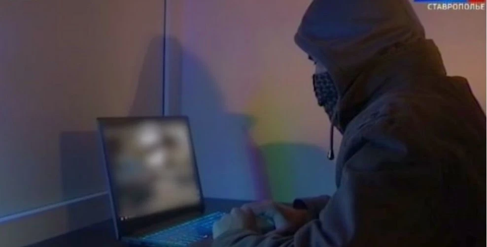 Потрудился для мошенников, теперь потрудится на общество