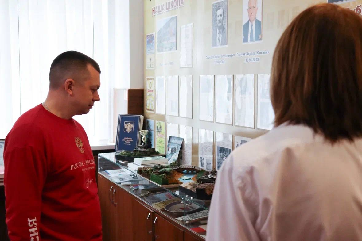 В столице СКФО прошла классная встреча с Героем России, председателем Движения Первых Артуром Орловым В столице СКФО прошла классная встреча с Героем России, председателем Движения Первых Артуром Орловым