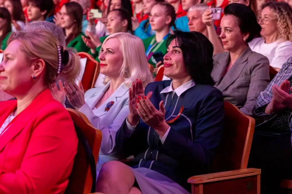 300 ���������� �� ���� ������ �������� � ���������� ��� ������� � ��������� �� ���������� ��������