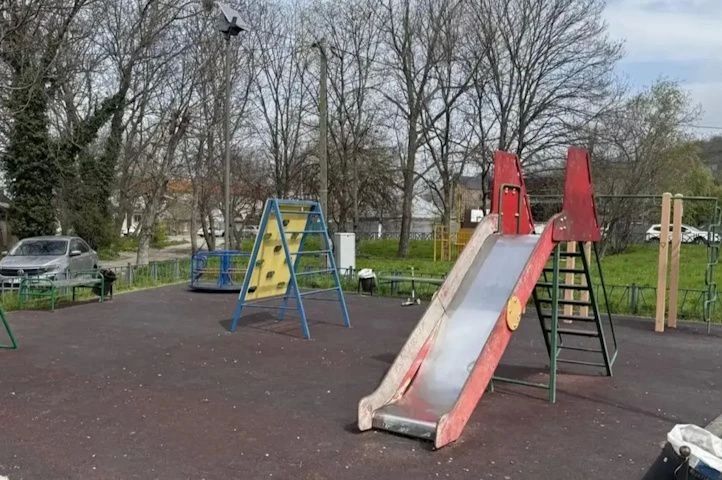 ������� ������ �������� 4-������� �������� �� ������� �������� � ����������