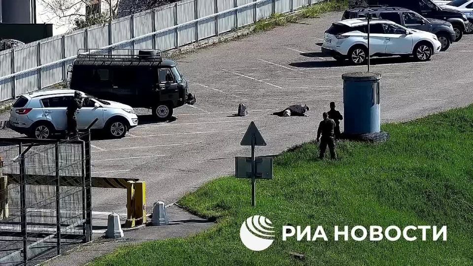 ��������� ����� � ����������� ��������� ��������, ������������� �������� ������ � ����������