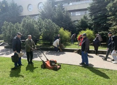 ������ 50 ���� ������ ������� �� ���������� 25 ������