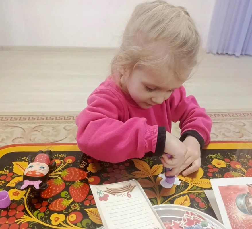 В ессентукском детском саду № 2 «Красная шапочка» прошла патриотическая акция «Письма Победы» - в честь 81й годовщины Дня Победы В ессентукском детском саду № 2 «Красная шапочка» прошла патриотическая акция «Письма Победы» - в честь 81й годовщины Дня Победы
