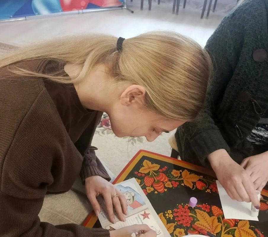 В ессентукском детском саду № 2 «Красная шапочка» прошла патриотическая акция «Письма Победы» - в честь 81й годовщины Дня Победы В ессентукском детском саду № 2 «Красная шапочка» прошла патриотическая акция «Письма Победы» - в честь 81й годовщины Дня Победы
