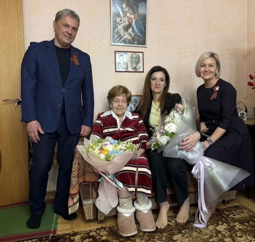 Дмитрий Ворошилов: Сегодня поздравили с Днём рождения нашу дорогую Евдокию Ивановну Грищук