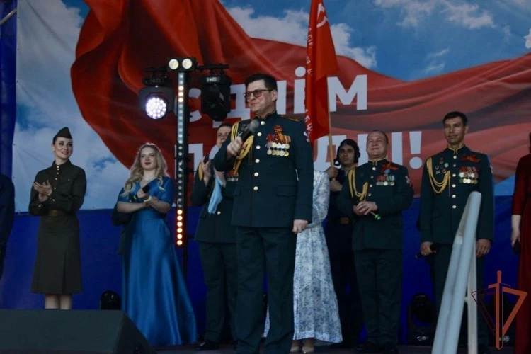 В городах Кавказских Минеральных Вод состоялись концерты ансамбля песни и пляски Северо-Кавказского ордена Жукова округа Росгвардии «Песни Победы» в рамках гастрольного тура, приуроченного к 81-й годовщине Победы в Великой... В городах Кавказских Минеральных Вод состоялись концерты ансамбля песни и пляски Северо-Кавказского ордена Жукова округа Росгвардии «Песни Победы» в рамках гастрольного тура, приуроченного к 81-й годовщине Победы в Великой...