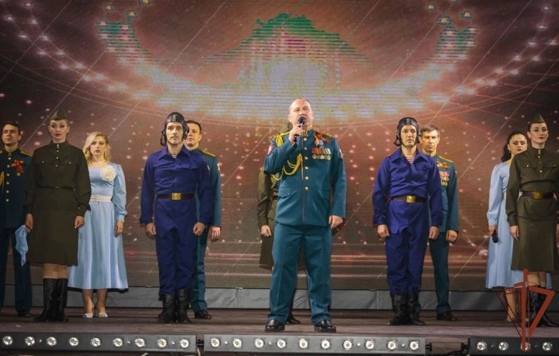 В городах Кавказских Минеральных Вод состоялись концерты ансамбля песни и пляски Северо-Кавказского ордена Жукова округа Росгвардии «Песни Победы» в рамках гастрольного тура, приуроченного к 81-й годовщине Победы в Великой... В городах Кавказских Минеральных Вод состоялись концерты ансамбля песни и пляски Северо-Кавказского ордена Жукова округа Росгвардии «Песни Победы» в рамках гастрольного тура, приуроченного к 81-й годовщине Победы в Великой...