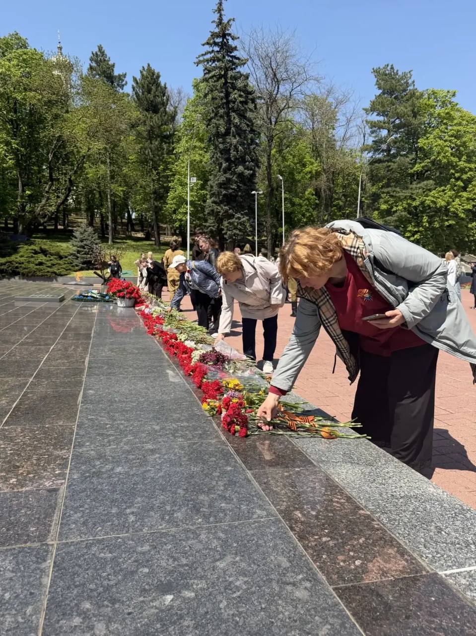 В Ставрополе прошла театрализованная экскурсия «По следам Великой Победы» В Ставрополе прошла театрализованная экскурсия «По следам Великой Победы»