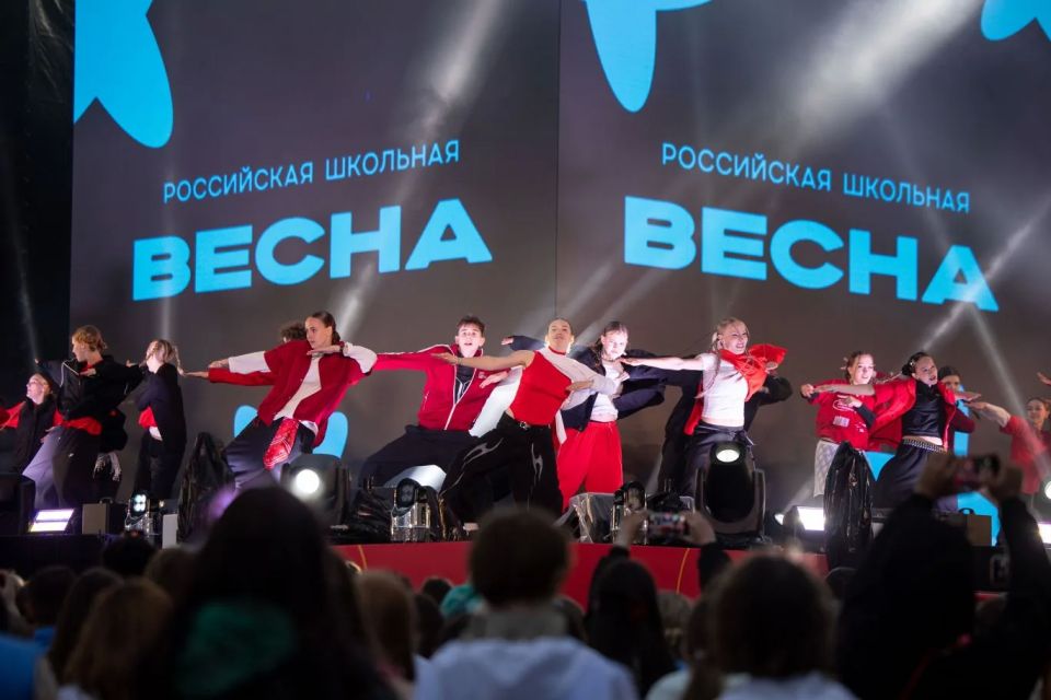 Более 250 лауреатов, победителей и Гран-при – в Ставрополе подвели итоги IV Всеоссийской школьной весны! Более 250 лауреатов, победителей и Гран-при – в Ставрополе подвели итоги IV Всеоссийской школьной весны!