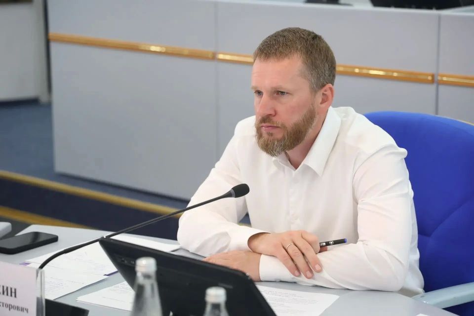 В краевой Думе обсудили перспективы военно-патриотического движения «Юнармия» на Ставрополье В краевой Думе обсудили перспективы военно-патриотического движения «Юнармия» на Ставрополье