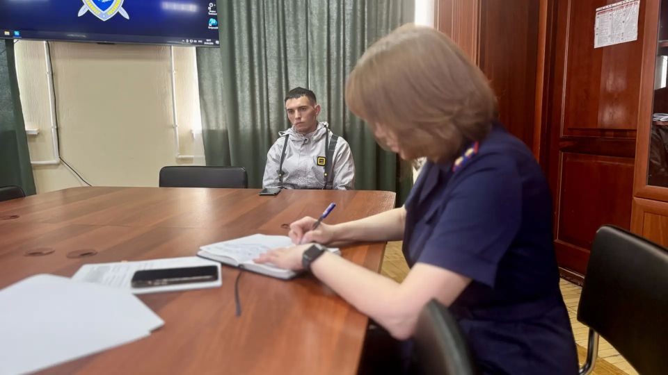 Руководитель следственного управления СК России по Ставропольскому краю провел личный прием граждан из числа детей-сирот и детей, оставшихся без попечения родителей Руководитель следственного управления СК России по Ставропольскому краю провел личный прием граждан из числа детей-сирот и детей, оставшихся без попечения родителей