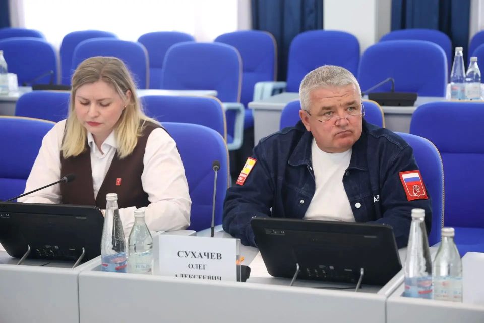 В краевой Думе обсудили перспективы военно-патриотического движения «Юнармия» на Ставрополье В краевой Думе обсудили перспективы военно-патриотического движения «Юнармия» на Ставрополье