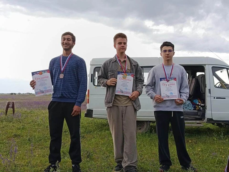 Наши авиамоделисты - лучшие на Северном Кавказе Наши авиамоделисты - лучшие на Северном Кавказе