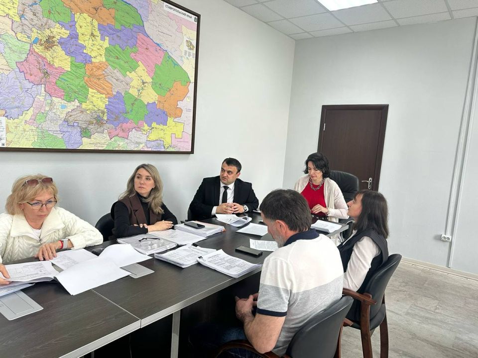 В министерстве физической культуры и спорта Ставропольского края состоялось заседание комиссии по аккредитации региональных спортивных федераций
