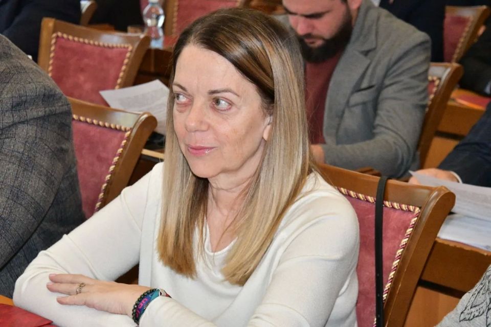 Георгий Колягин в минувшую среду провел очередное заседание городского парламента Георгий Колягин в минувшую среду провел очередное заседание городского парламента